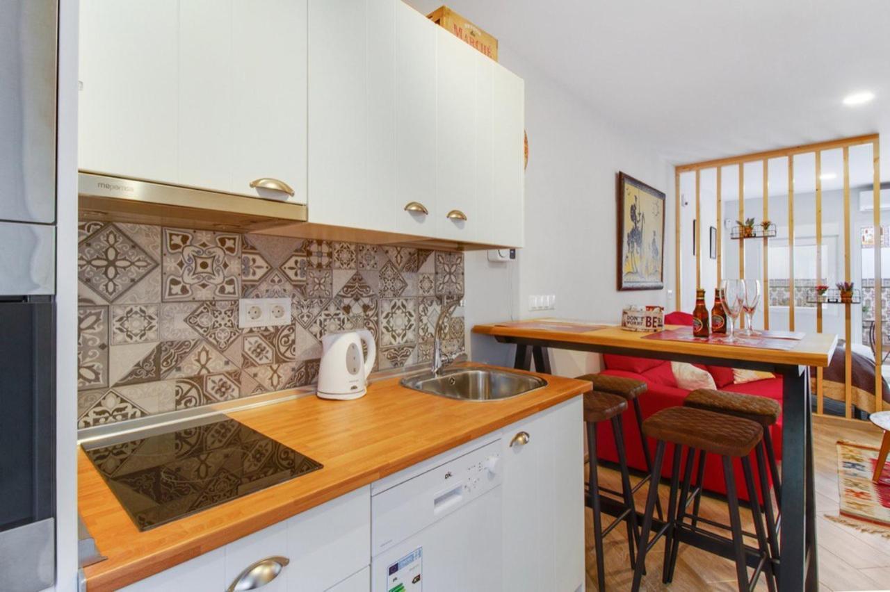 Barcelo 21, Parking On Request, Atico With Terrace & Studio With Patio, Center, Breakfast Included, Quite Neighborhood, Bc Málaga Exterior foto